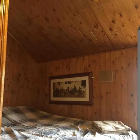 Double Bedroom In Pensión Dublín